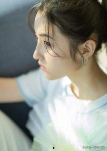 张子枫吃瓜娱乐视频,揭秘娱乐圈幕后故事