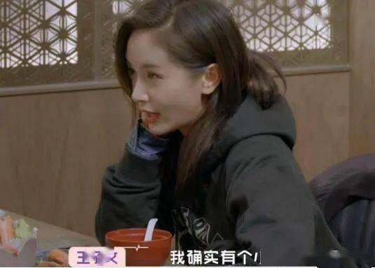 娱乐圈吃瓜三个孩子是谁,揭秘明星家庭背后的温馨故事